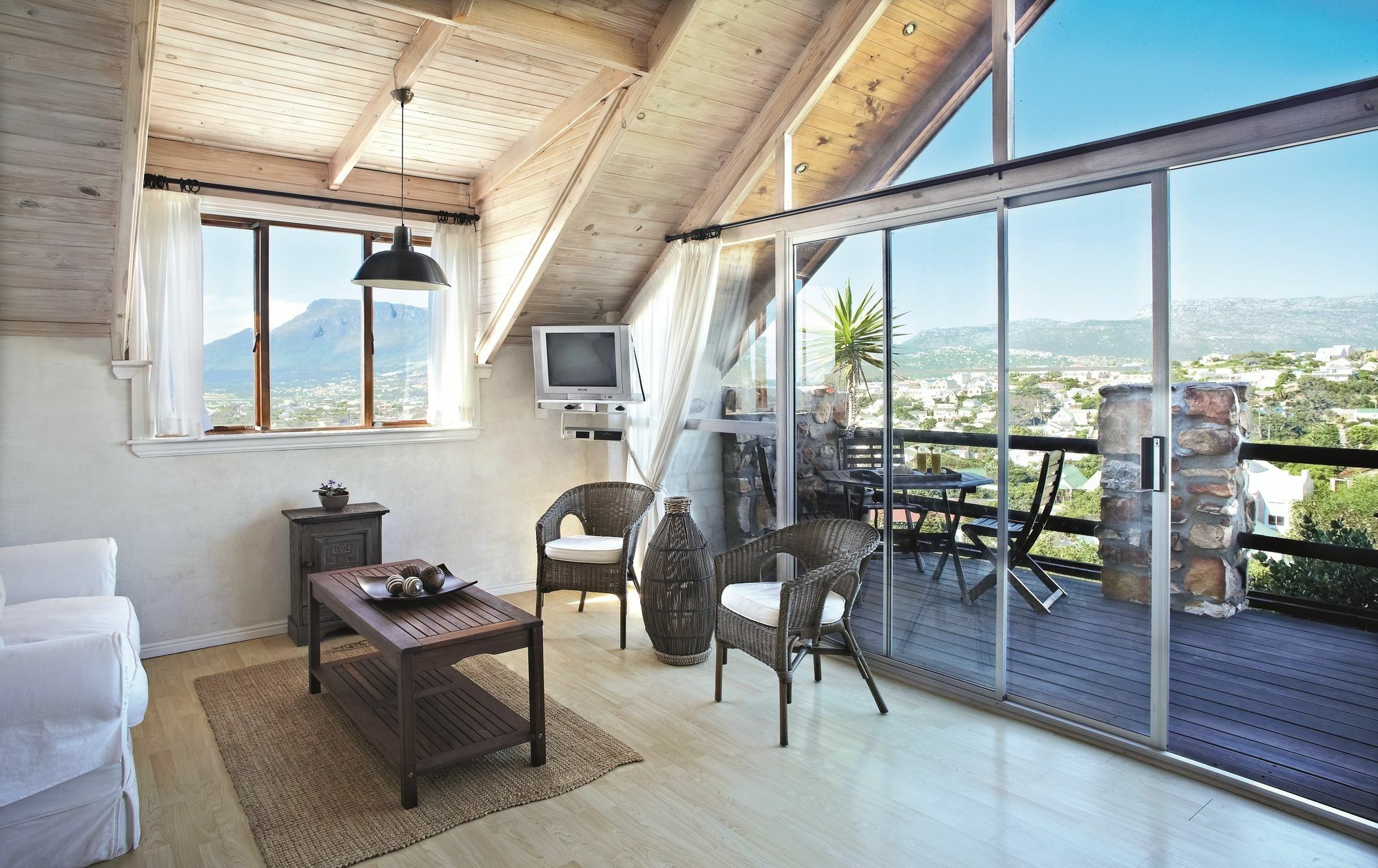 African Violet Guest Suites นอร์ดโฮค ภายนอก รูปภาพ